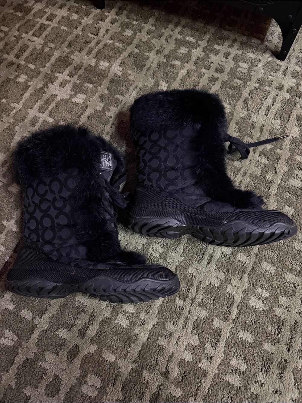 Coach Jennie Black Rabbit Fur Snow Boots Size 8.5